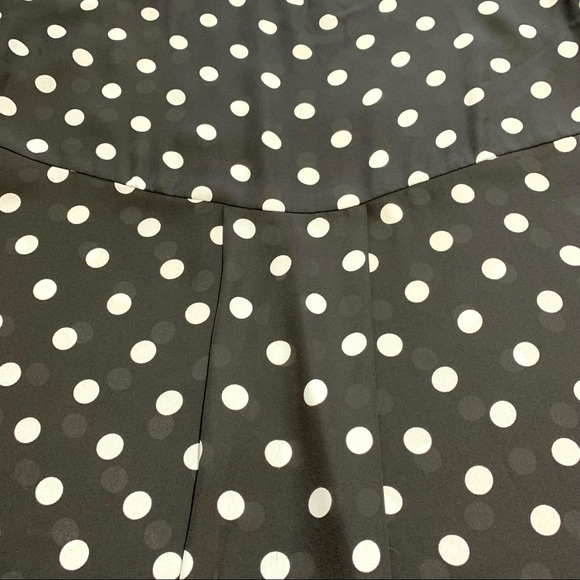 TORRID Black Polka Dot Blouse US 4 - Picture 5 of 10